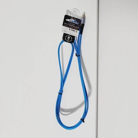 COPY - NEW CELLTRONIX Titanium Xtra Long Cable USB Type C 8Ft (Blue) - Picture 1 of 4